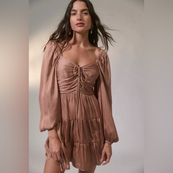 MINKPINK Dresses & Skirts - MINKPINK Nude Pink Spenser Satin Tiered Bohemian  Mini Dress Size XS